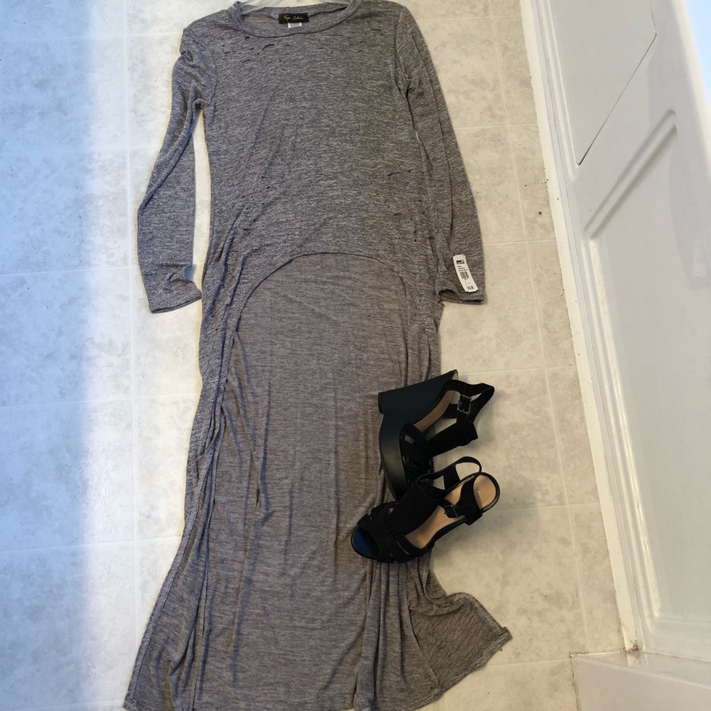 Women’s long-high sweater